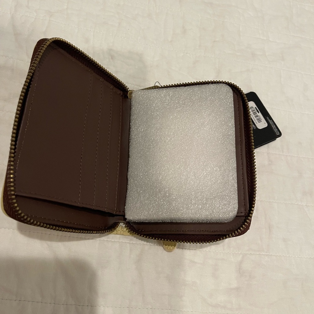 New Loungefly Star Wars Wallet - Picture 8 of 11